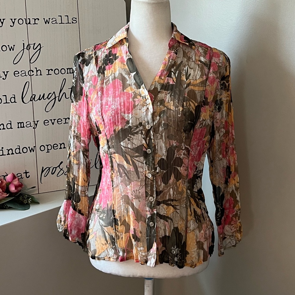 Coldwater Creek Semi Sheer Floral Button Down 3/4 Sleeve Blouse